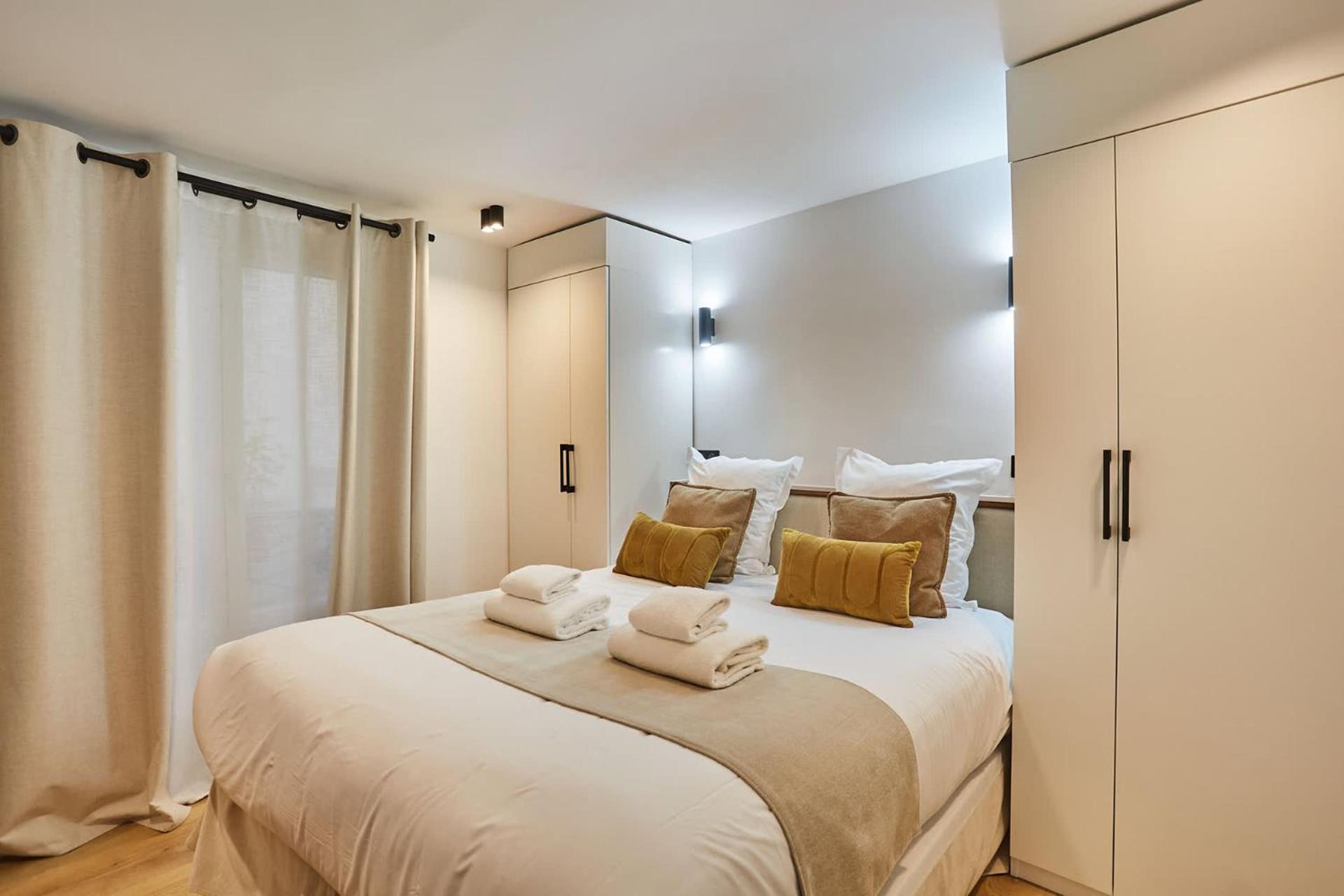 Superb Center Of By Prestige Appartement